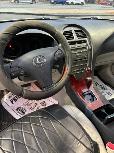 2009 Lexus ES 5th Gen - Image 7 of 9