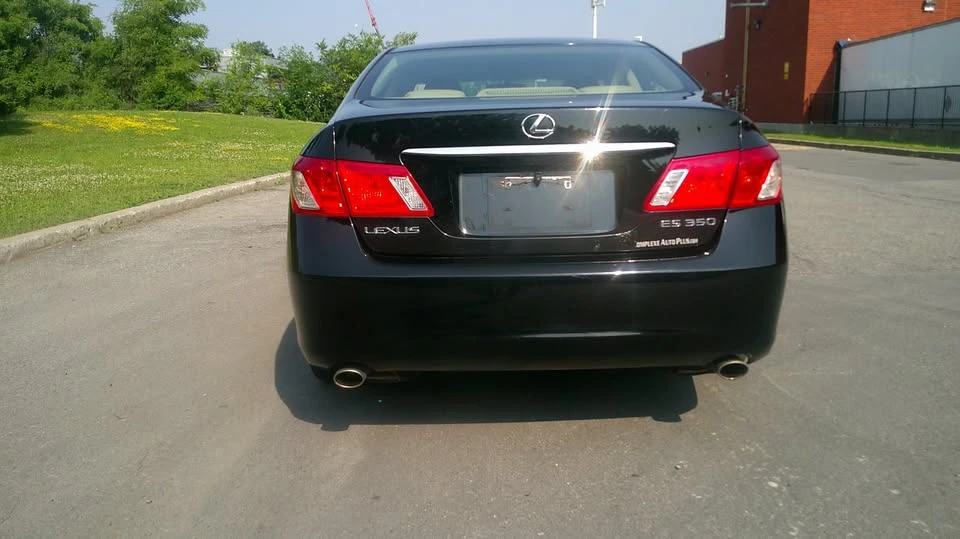2009 Lexus ES 5th Gen - Image 3 of 14