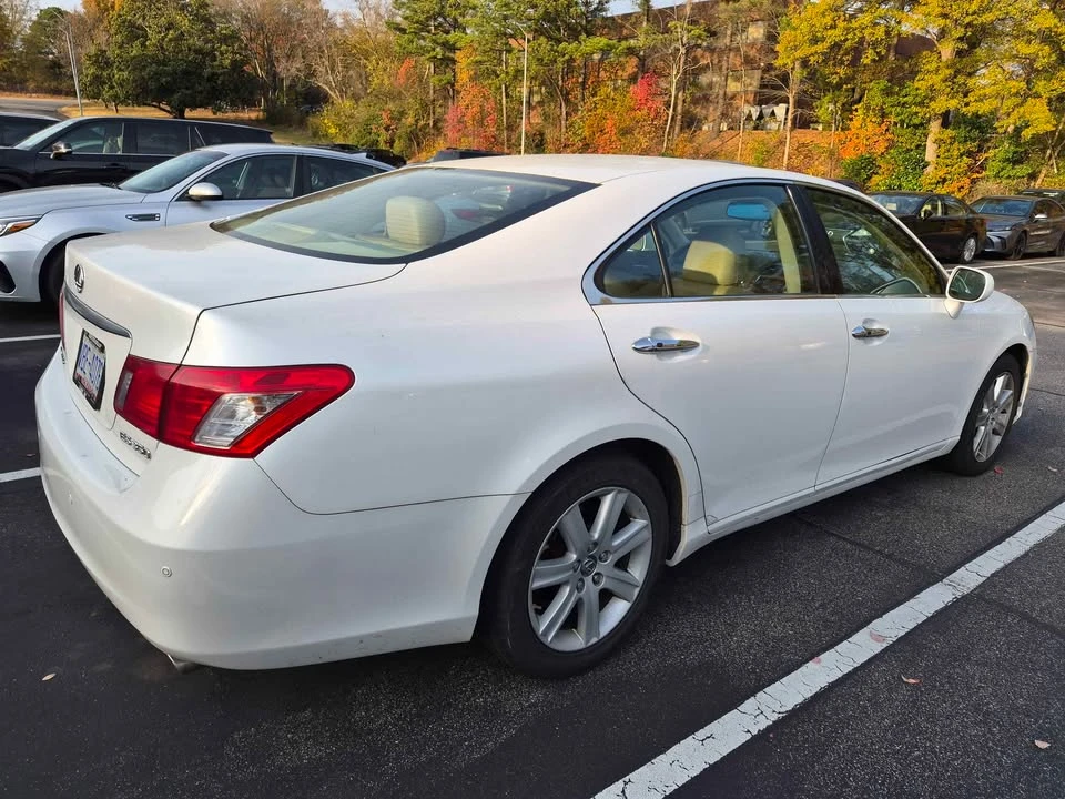 2009 Lexus ES 5th Gen - Image 7 of 8