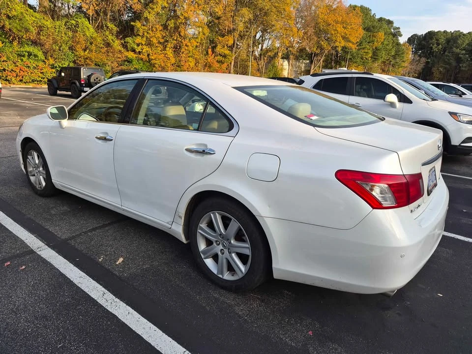 2009 Lexus ES 5th Gen - Image 6 of 8