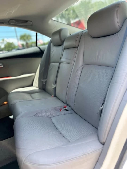 2009 Lexus ES 4th Gen - Image 8 of 16