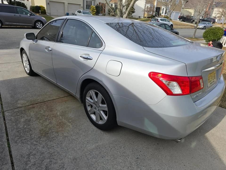 2009 Lexus ES 5th Gen - Image 6 of 15