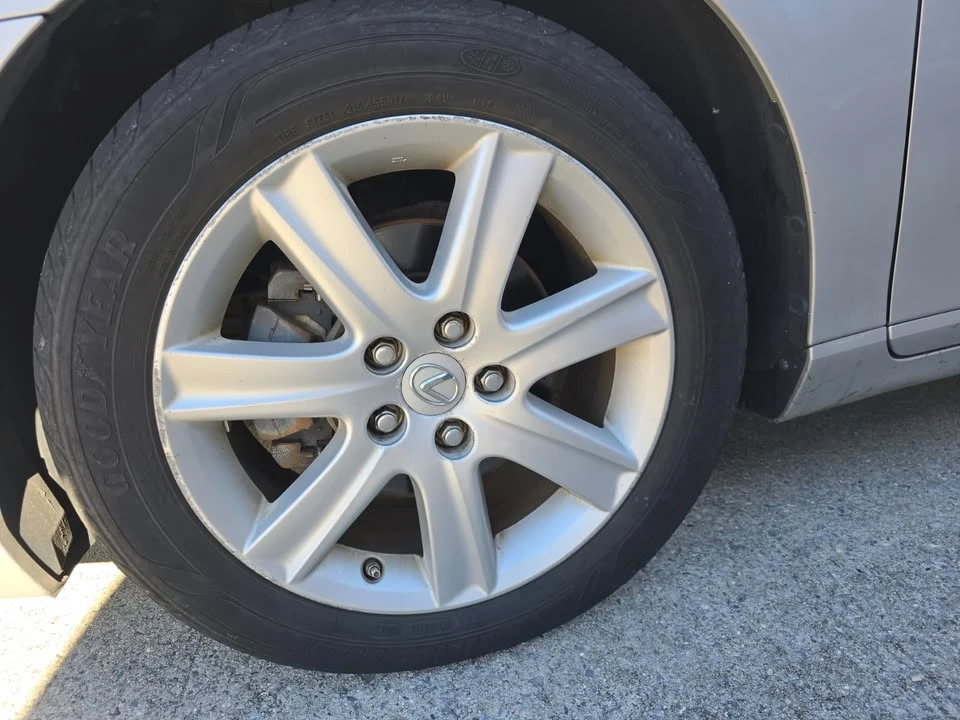 2009 Lexus ES 5th Gen - Image 13 of 15