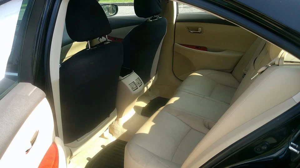 2009 Lexus ES 5th Gen - Image 19 of 20