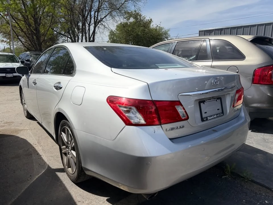 2009 Lexus ES 5th Gen - Image 6 of 11