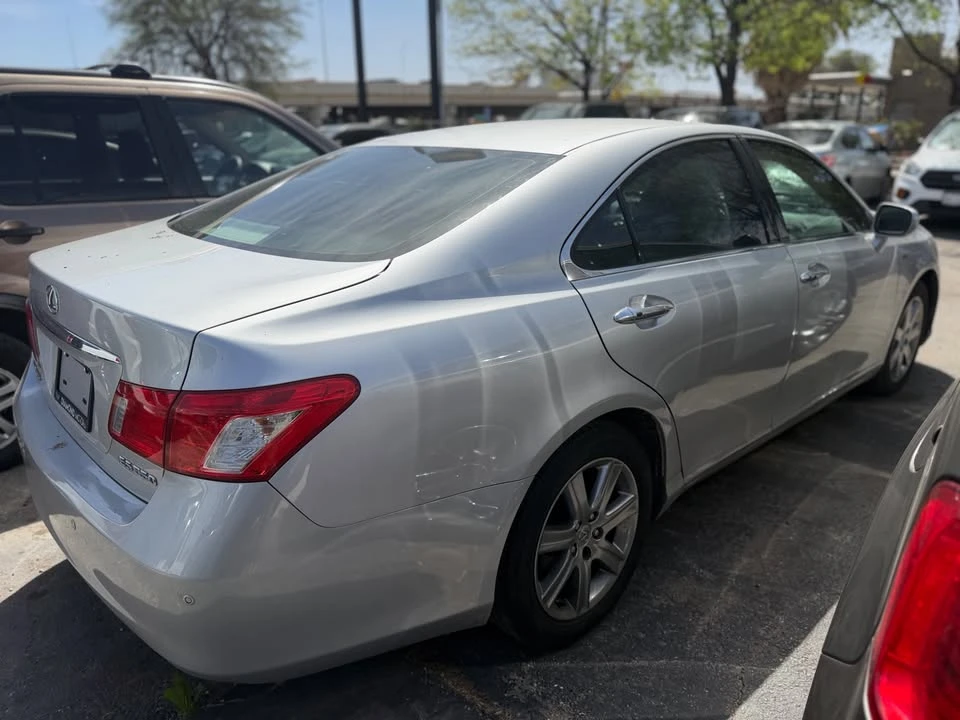 2009 Lexus ES 5th Gen - Image 4 of 11