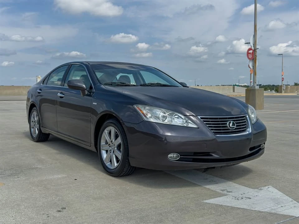 2009 Lexus ES 5th Gen - Image 2 of 15