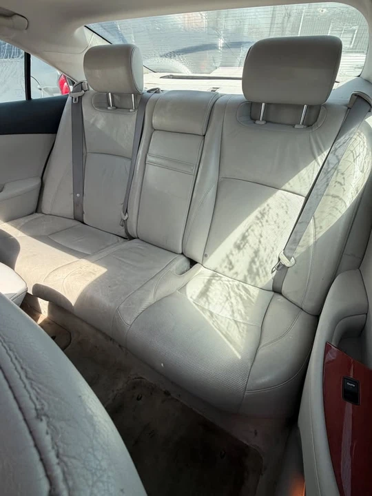 2009 Lexus ES 5th Gen - Image 9 of 11