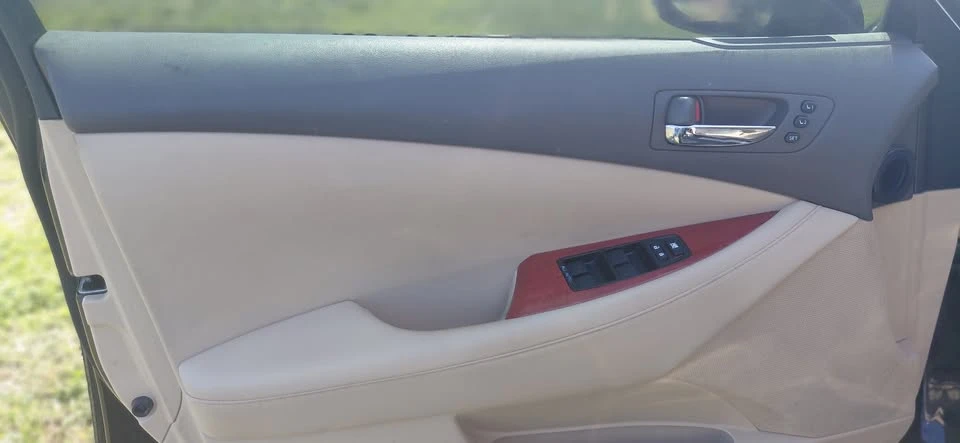 2009 Lexus ES 5th Gen - Image 14 of 17