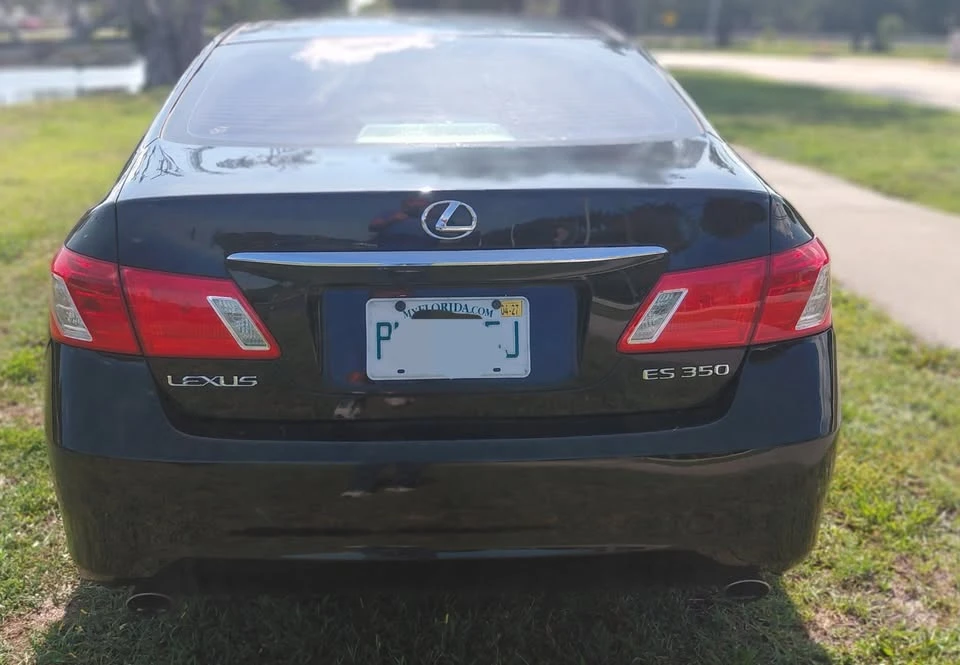 2009 Lexus ES 5th Gen - Image 5 of 17