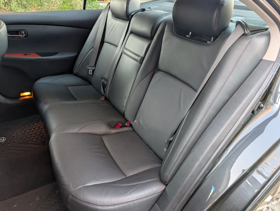 2009 Lexus ES 5th Gen - Image 14 of 20