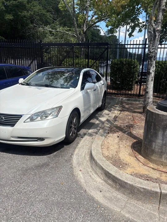2009 Lexus ES 5th Gen - Image 4 of 7