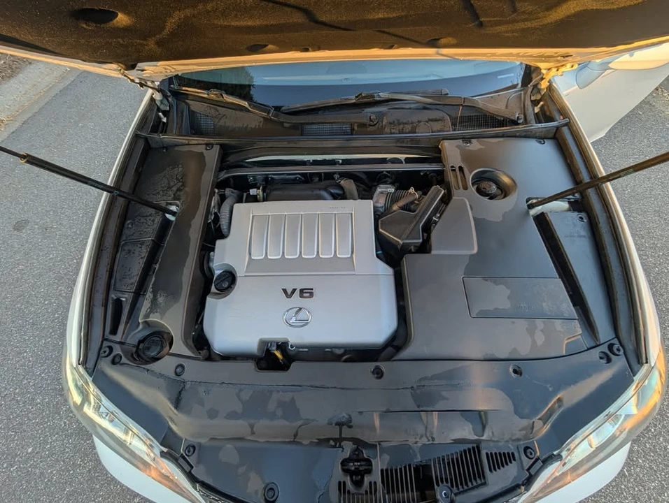 2009 Lexus ES 5th Gen - Image 18 of 20
