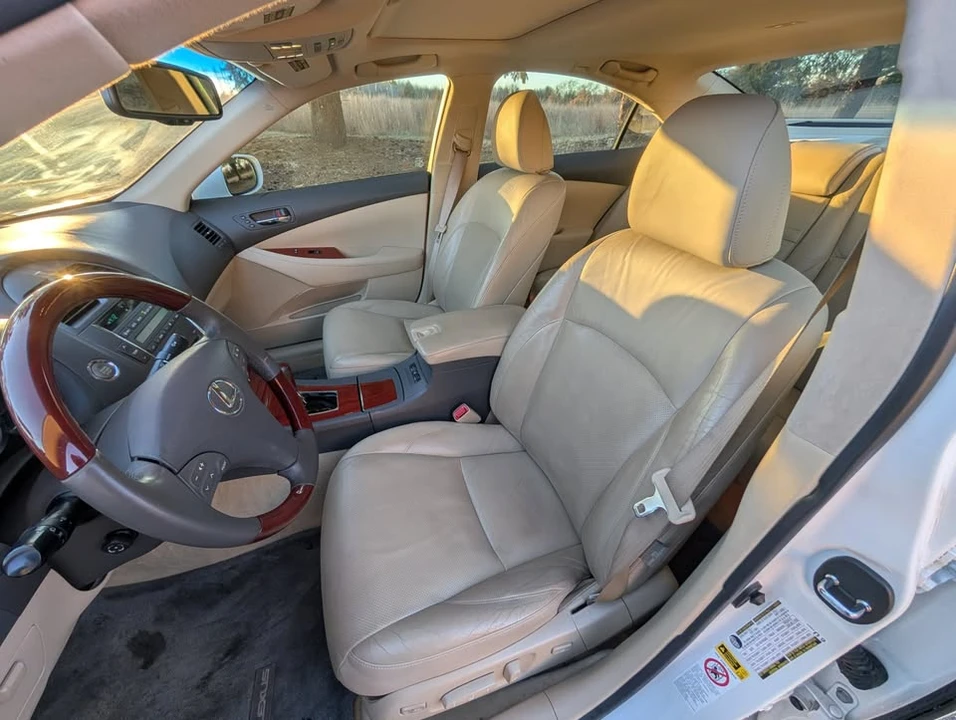 2009 Lexus ES 5th Gen - Image 13 of 20