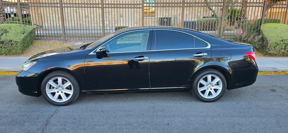 2009 Lexus ES 5th Gen - Image 9 of 20