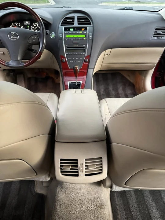 2009 Lexus ES 5th Gen - Image 8 of 14
