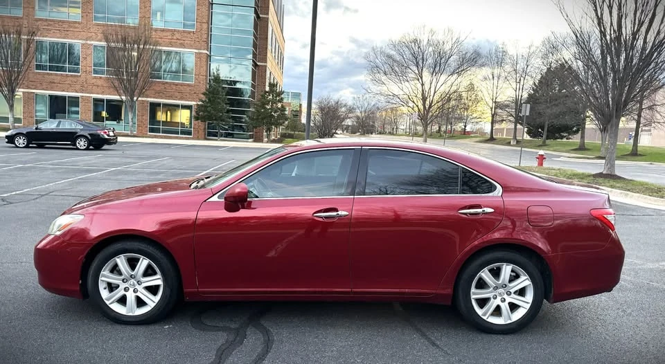 2009 Lexus ES 5th Gen - Image 3 of 14