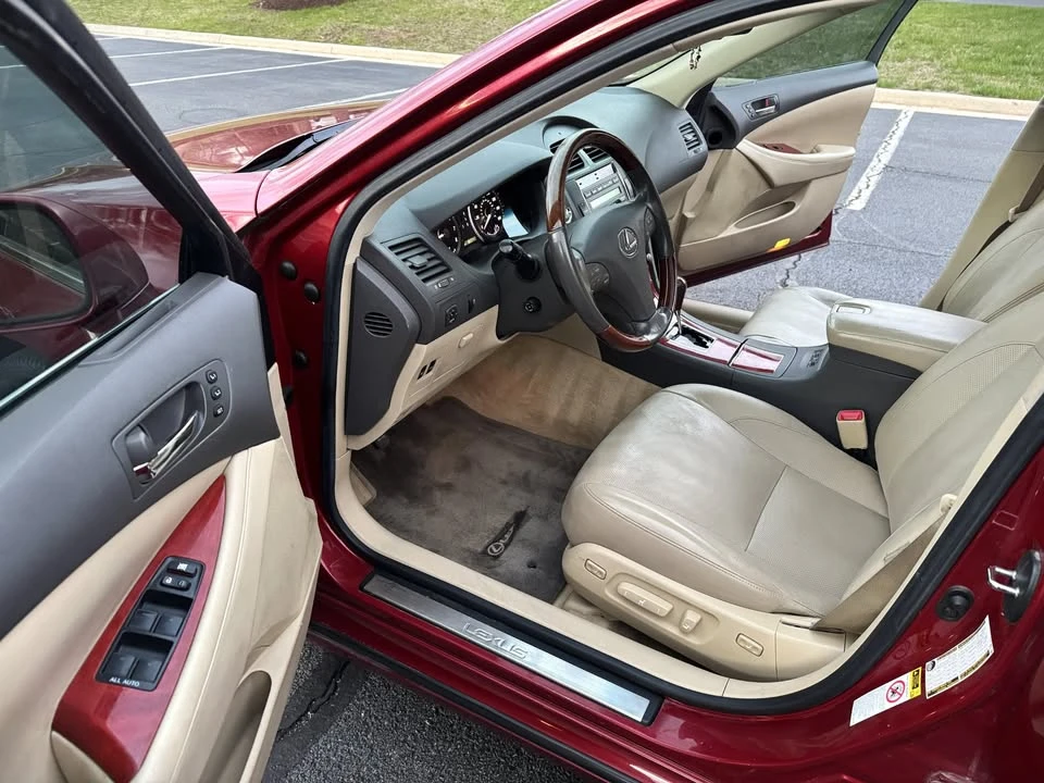 2009 Lexus ES 5th Gen - Image 10 of 14