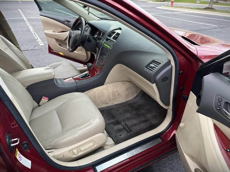 2009 Lexus ES 5th Gen - Image 11 of 14