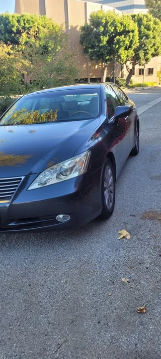 2009 Lexus ES 5th Gen - Image 2 of 20
