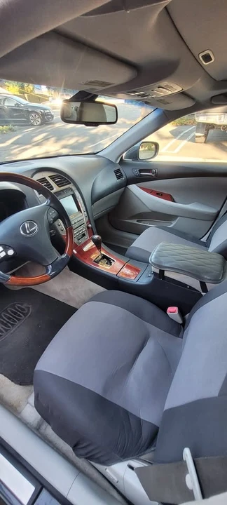 2009 Lexus ES 5th Gen - Image 10 of 20