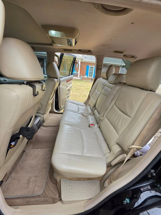 2009 Lexus GX 1st Gen - Image 8 of 16