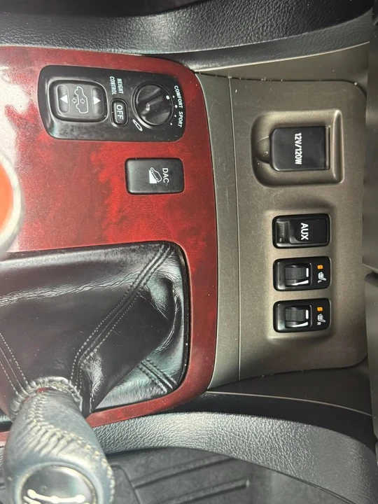 2009 Lexus GX 1st Gen - Image 11 of 17