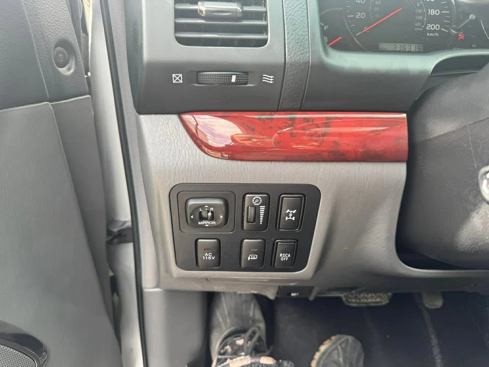 2009 Lexus GX 1st Gen - Image 12 of 17