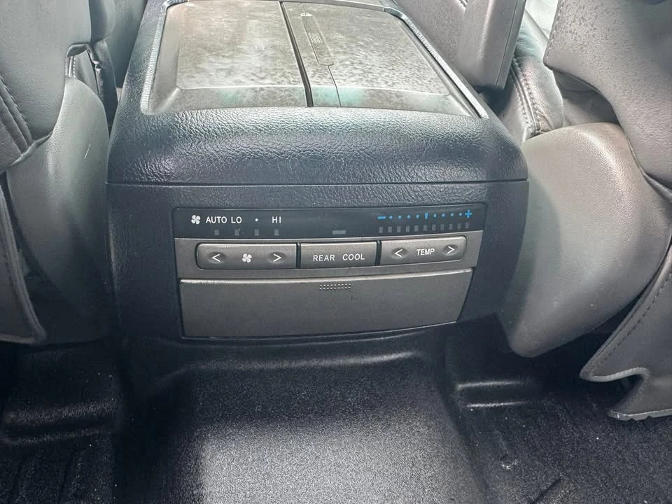2009 Lexus GX 1st Gen - Image 15 of 17