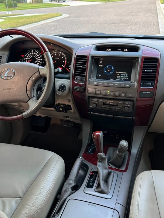 2009 Lexus GX 1st Gen - Image 8 of 20