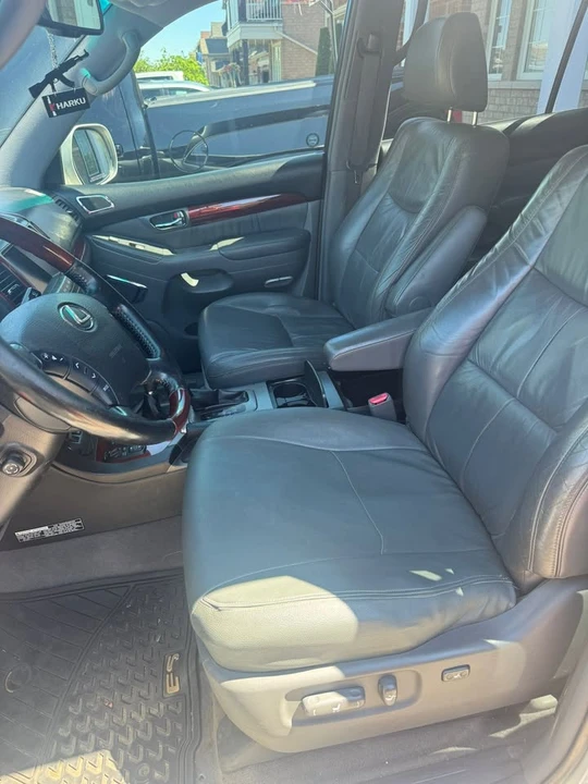 2009 Lexus GX 1st Gen - Image 5 of 7