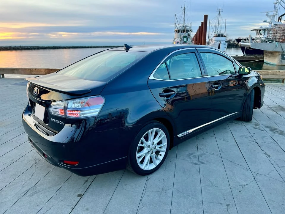 2009 Lexus HS - Image 13 of 20