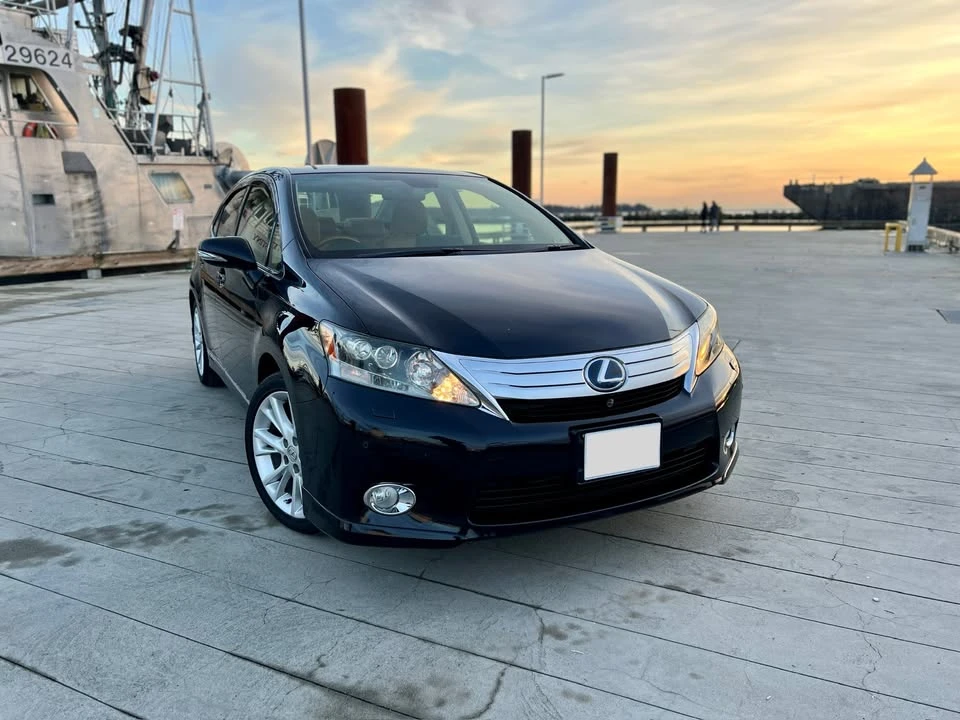 2009 Lexus HS - Image 2 of 20