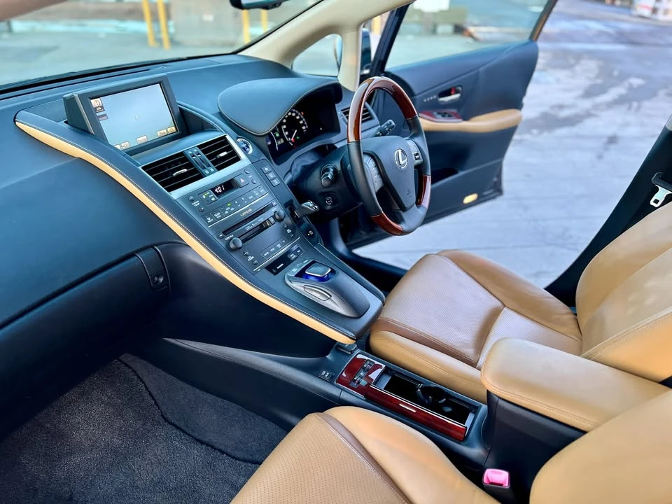 2009 Lexus HS - Image 16 of 20