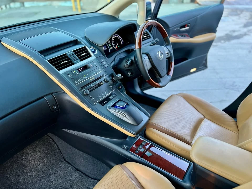 2009 Lexus HS - Image 17 of 20