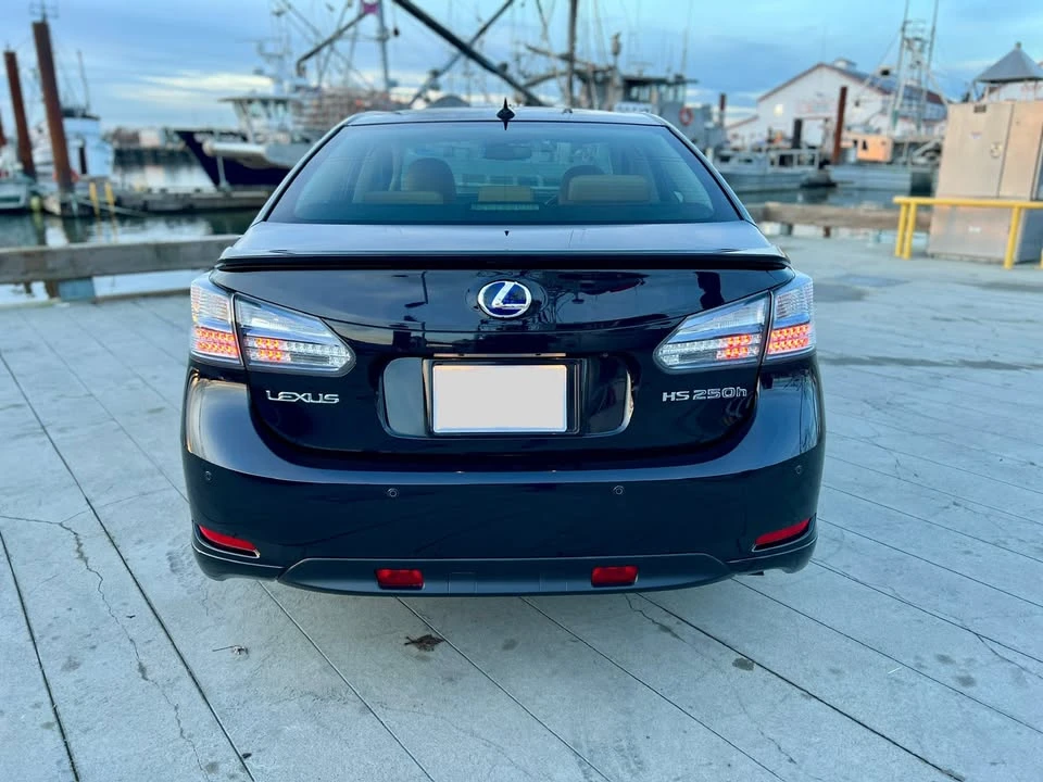 2009 Lexus HS - Image 8 of 20