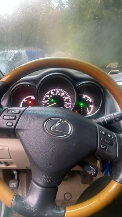 2009 Lexus HS - Image 5 of 18