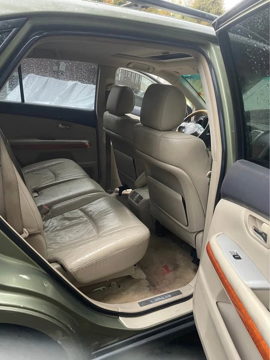 2009 Lexus HS - Image 14 of 18