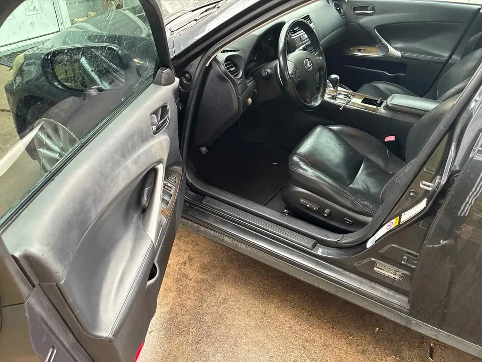 2009 Lexus IS 2nd Gen - Image 5 of 9