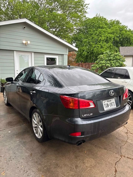 2009 Lexus IS 2nd Gen - Image 4 of 9