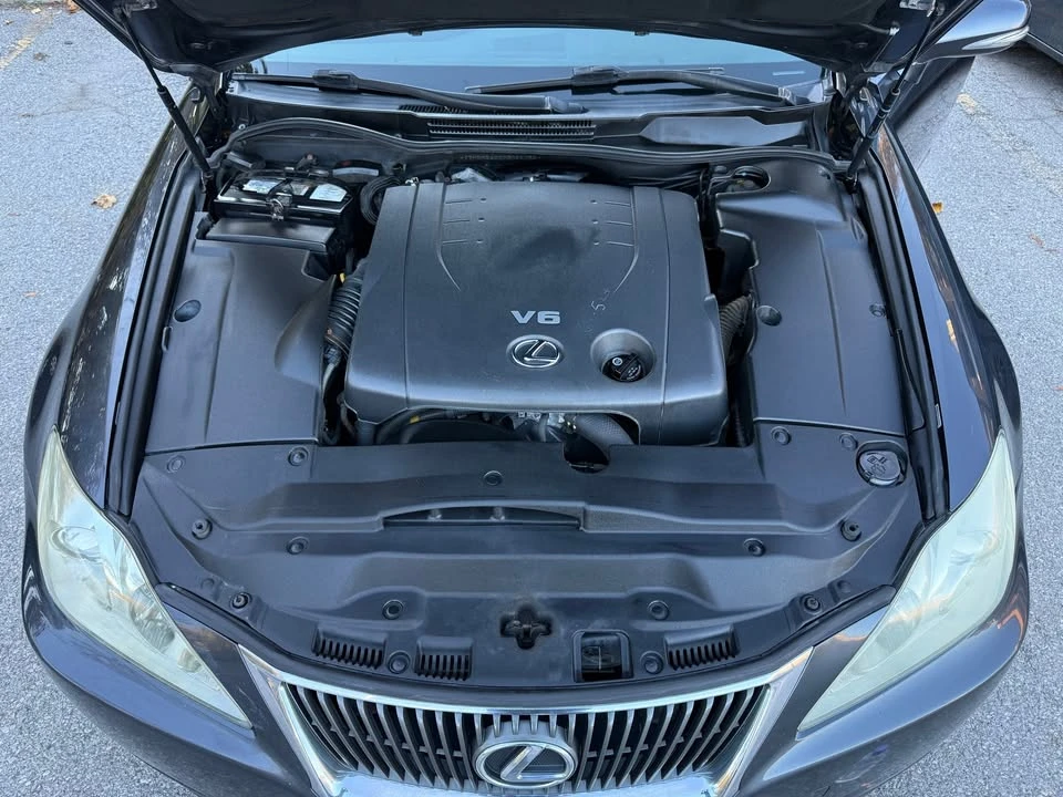 2009 Lexus IS 2nd Gen - Image 9 of 14