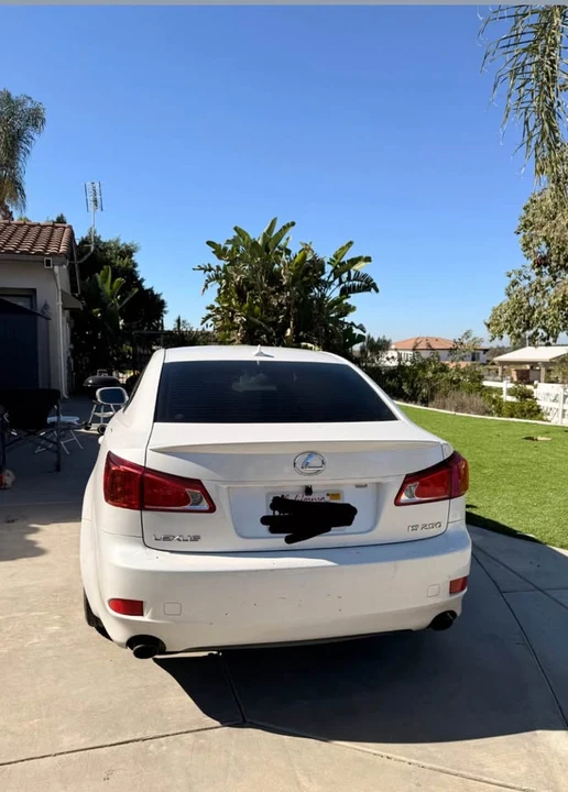 2009 Lexus IS 2nd Gen - Image 2 of 5