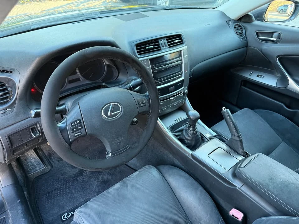 2009 Lexus IS 2nd Gen - Image 12 of 16