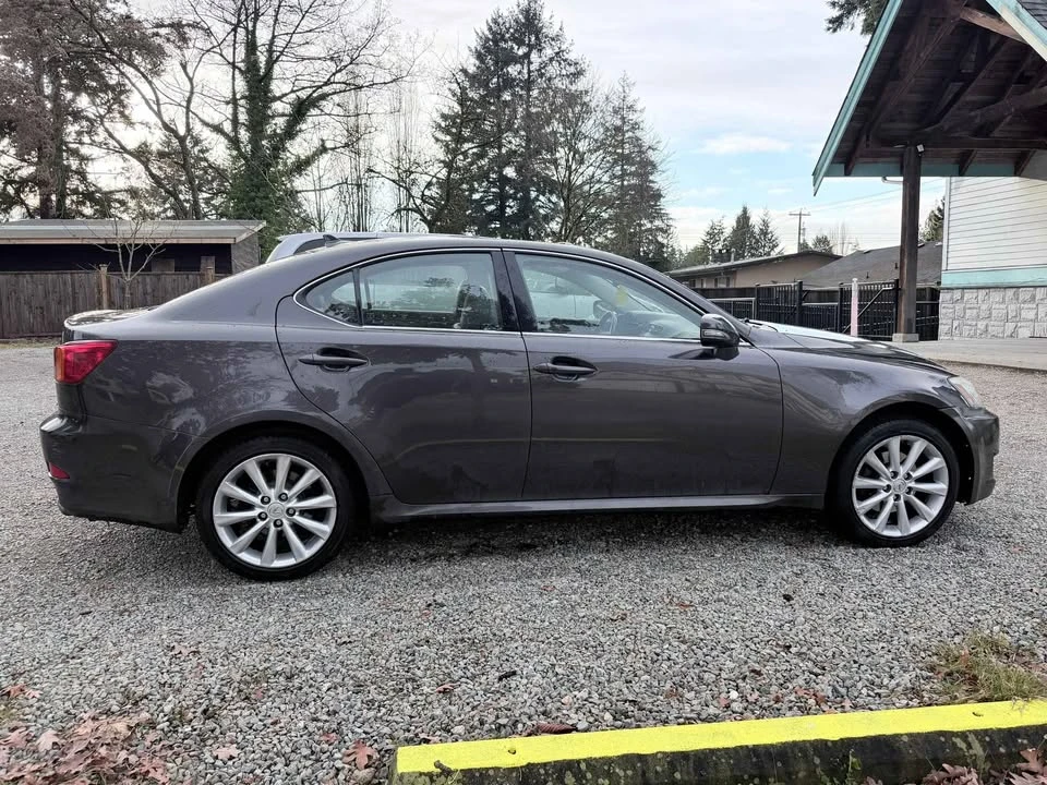2009 Lexus IS 2nd Gen - Image 3 of 7