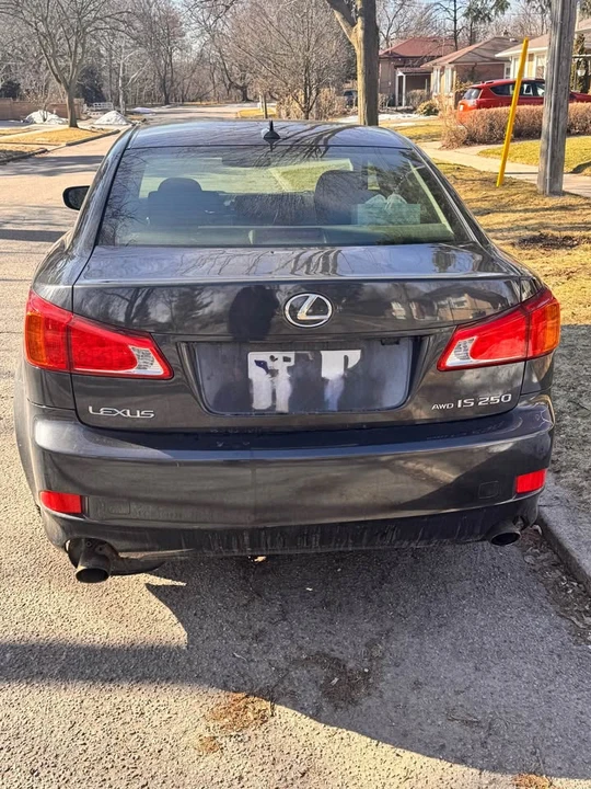 2009 Lexus IS 2nd Gen - Image 2 of 8