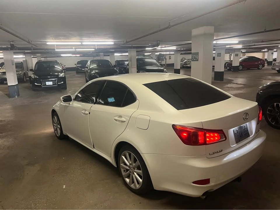 2009 Lexus IS 2nd Gen - Image 5 of 10