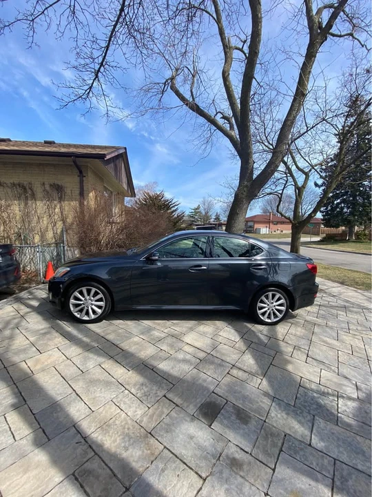 2009 Lexus IS 2nd Gen - Image 9 of 12