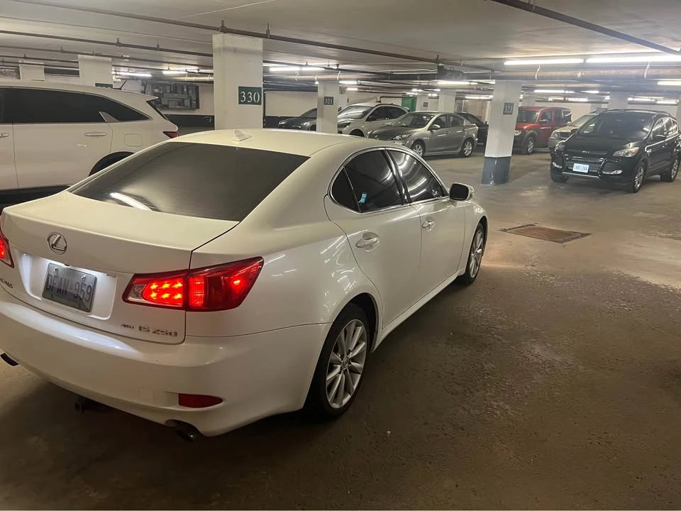 2009 Lexus IS 2nd Gen - Image 4 of 10