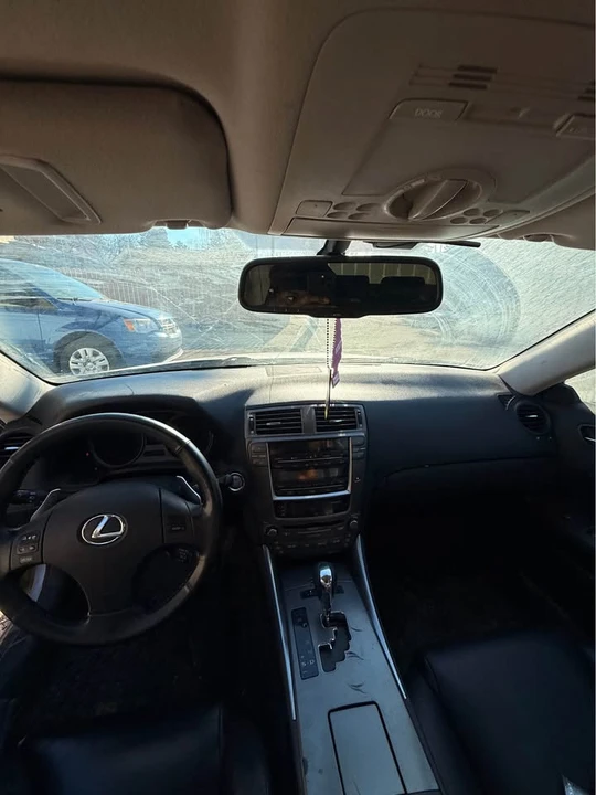 2009 Lexus IS 2nd Gen - Image 8 of 18
