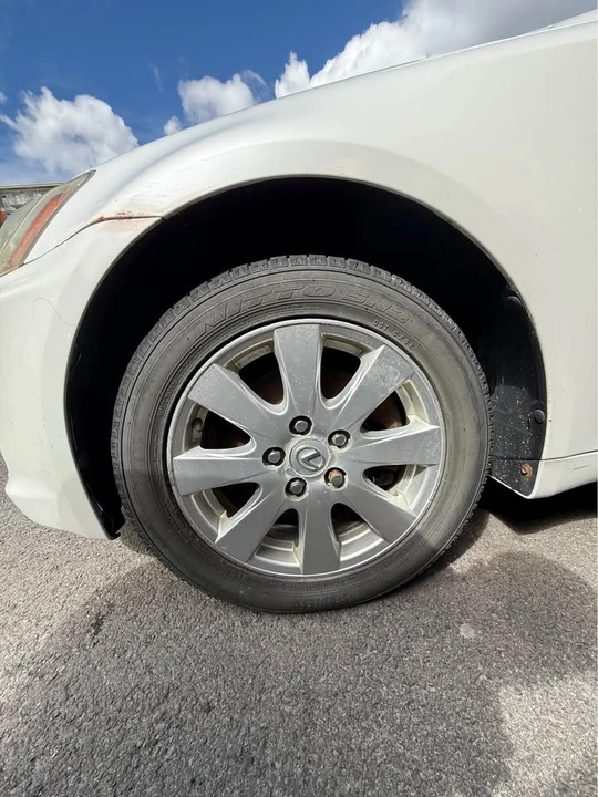 2009 Lexus IS 2nd Gen - Image 11 of 20